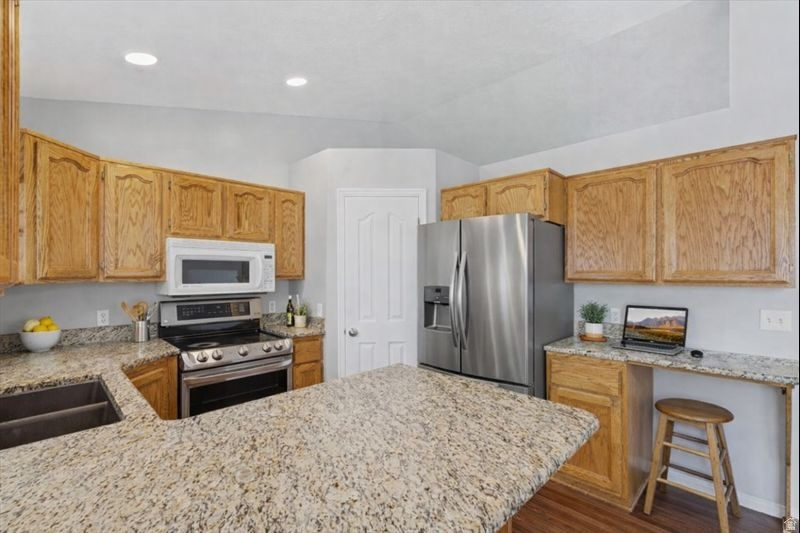 2757 W SANDI DR Layton, UT 84041