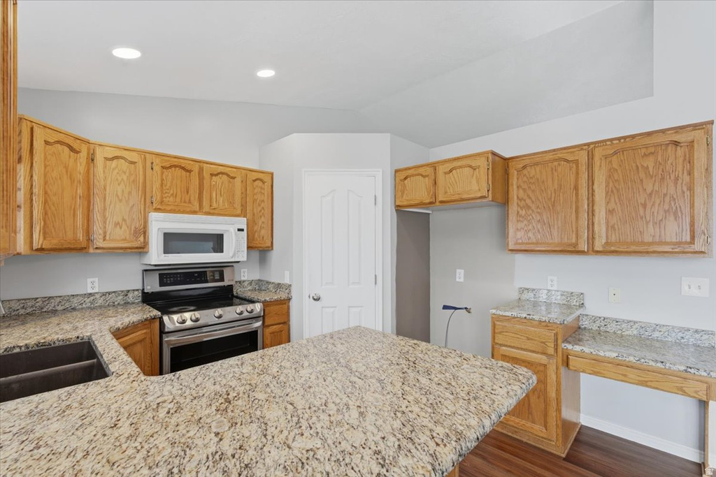 2757 W SANDI DR Layton, UT 84041