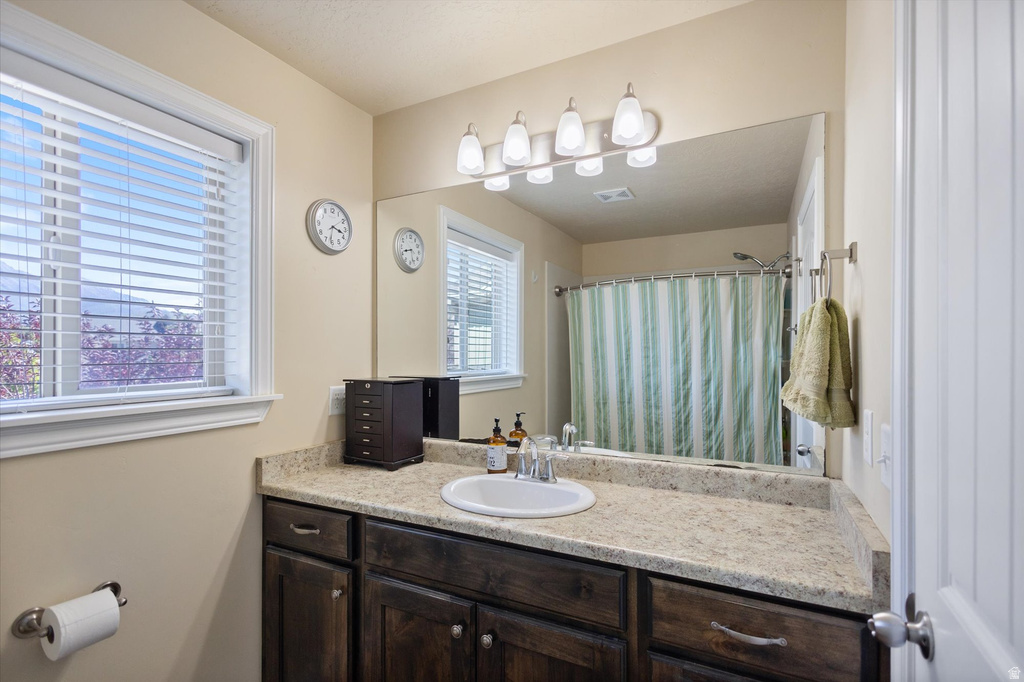 186 W ROYAL LAND DR Santaquin, UT 84655