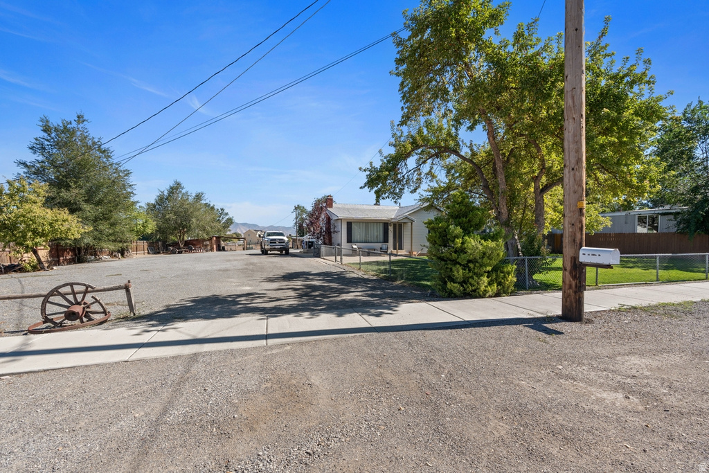 241 S QUIRK ST Grantsville, UT 84029