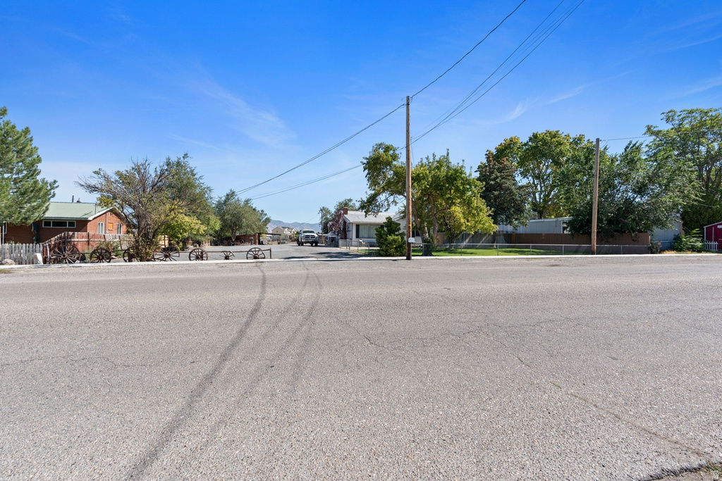 241 S QUIRK ST Grantsville, UT 84029