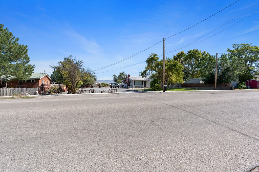 241 S QUIRK ST Grantsville, UT 84029