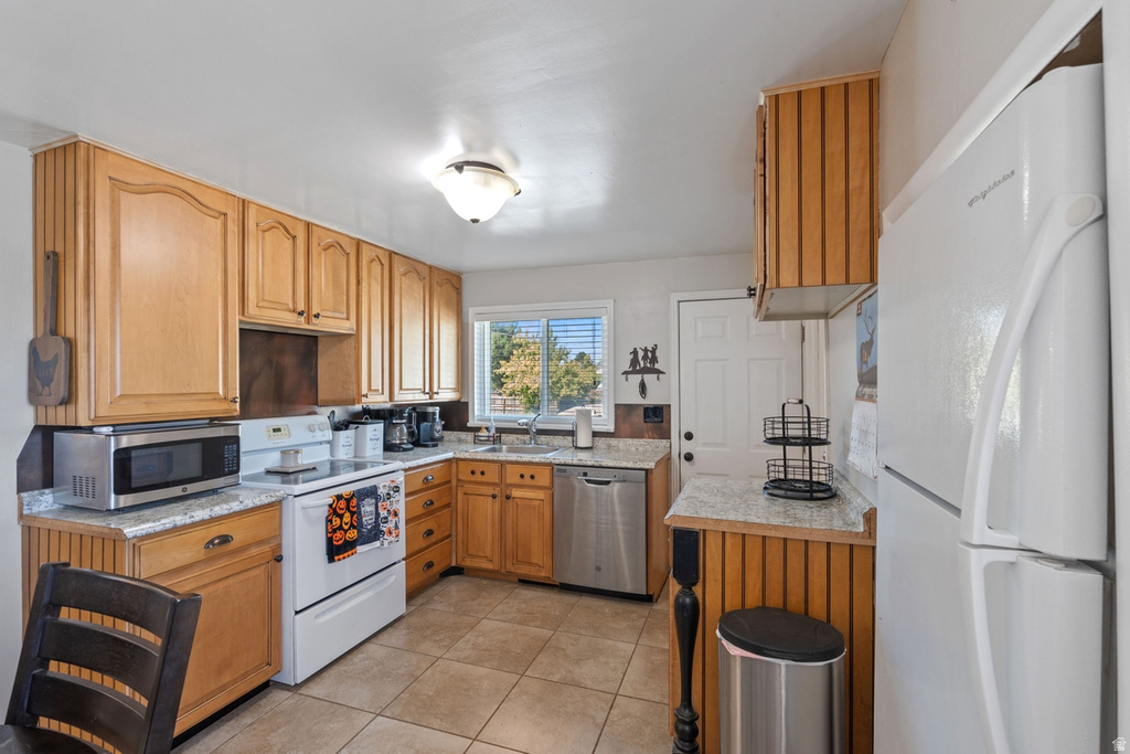 241 S QUIRK ST Grantsville, UT 84029