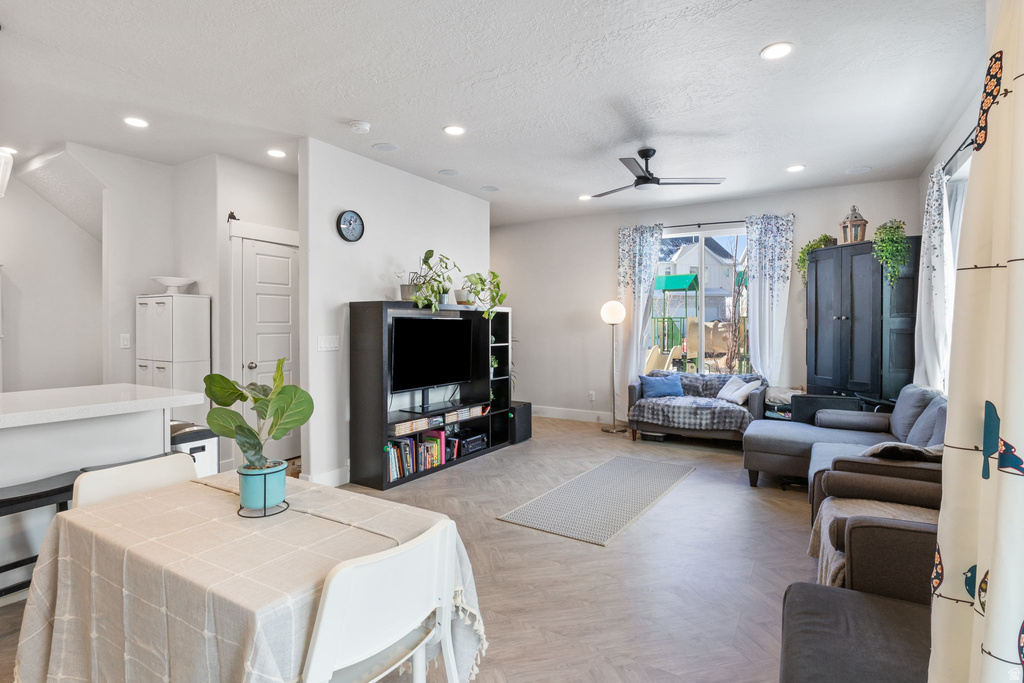 986 W VISTA DR Lehi, UT 84048