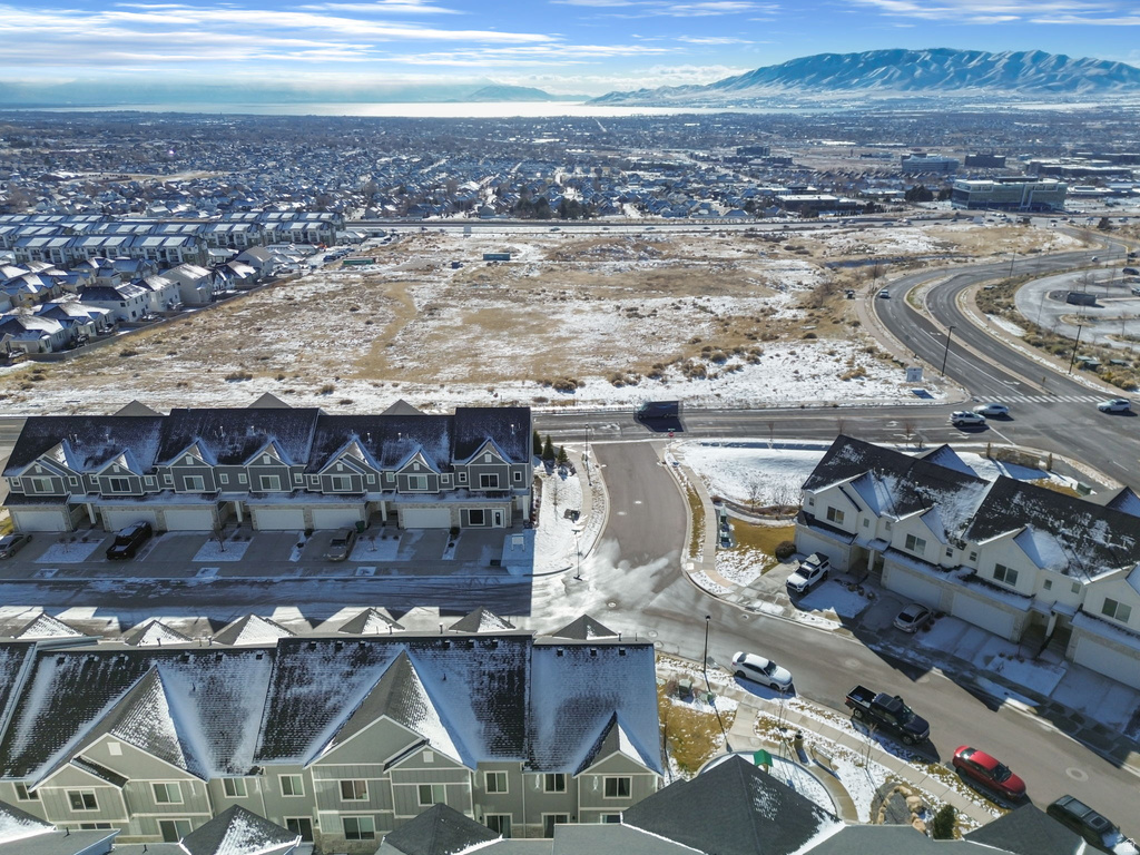 986 W VISTA DR Lehi, UT 84048