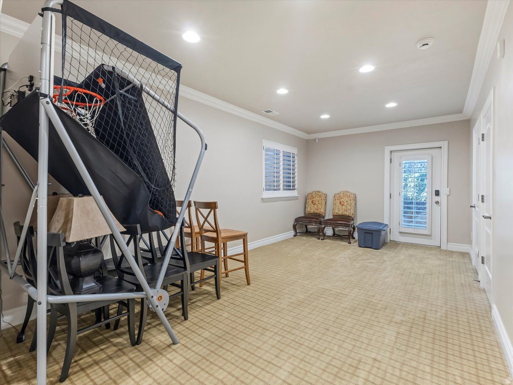 1074 E BLACK FOREST DR Sandy, UT 84094