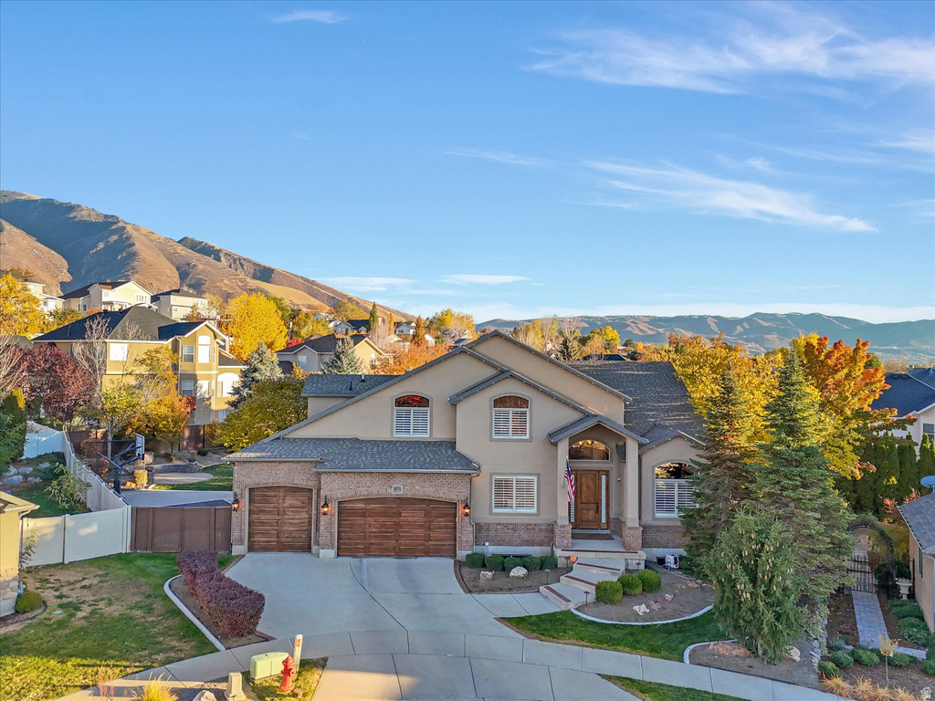 1074 E BLACK FOREST DR Sandy, UT 84094