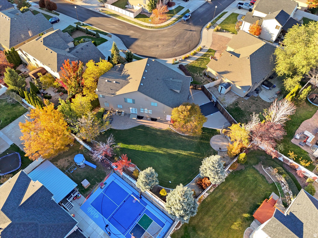 1074 E BLACK FOREST DR Sandy, UT 84094