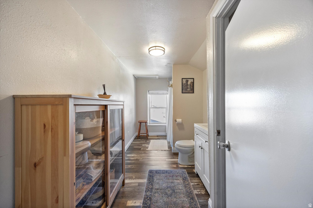 20 N MAIN ST Mona, UT 84645