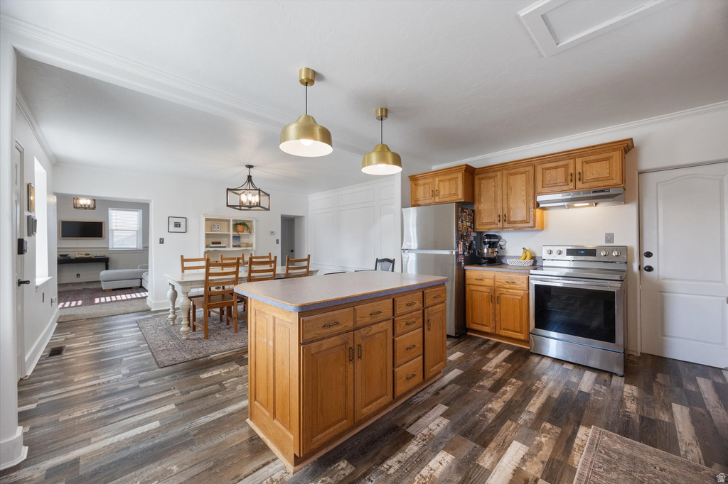 20 N MAIN ST Mona, UT 84645