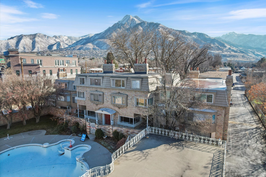 2220 E MURRAY HOLLADAY RD #110 Holladay, UT 84117