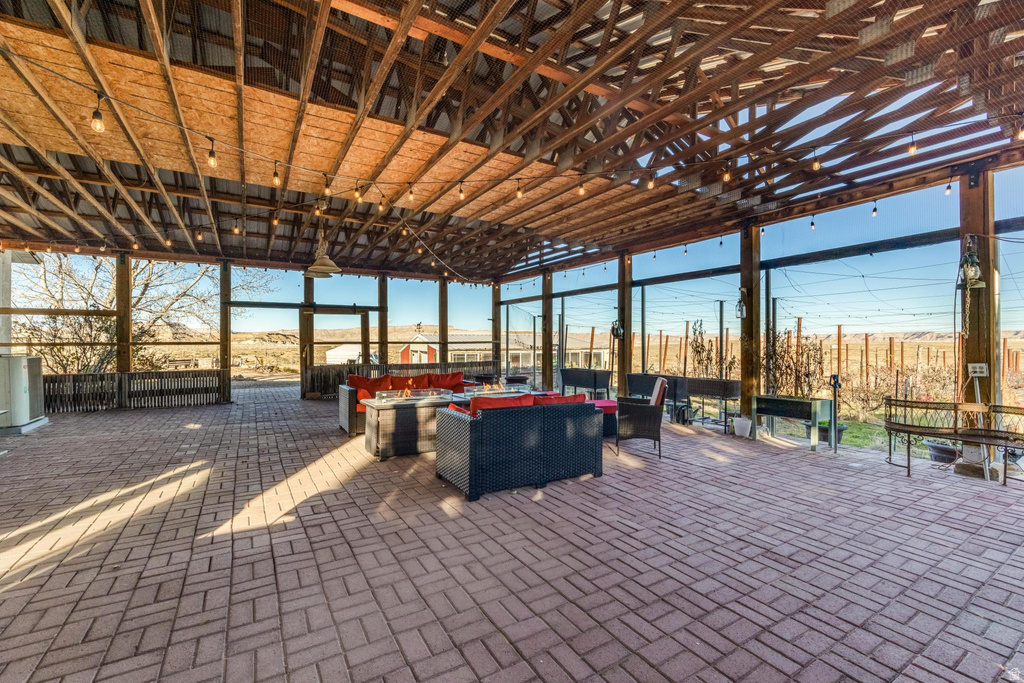 2416 N WAUNITA AVE Kanab, UT 84741