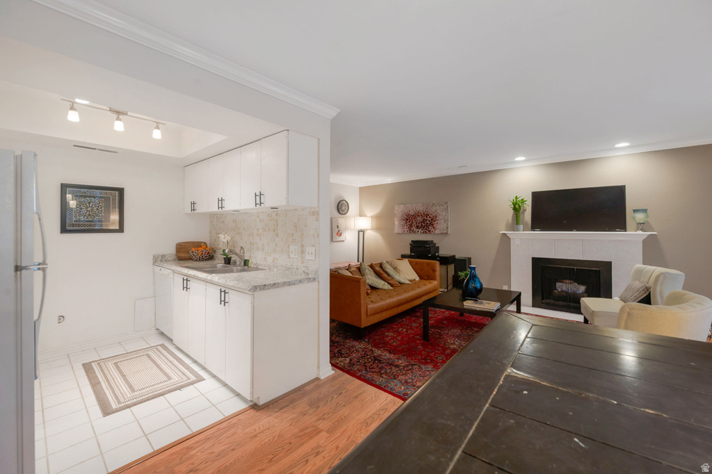 875 E ARROWHEAD LN #42 Murray, UT 84107