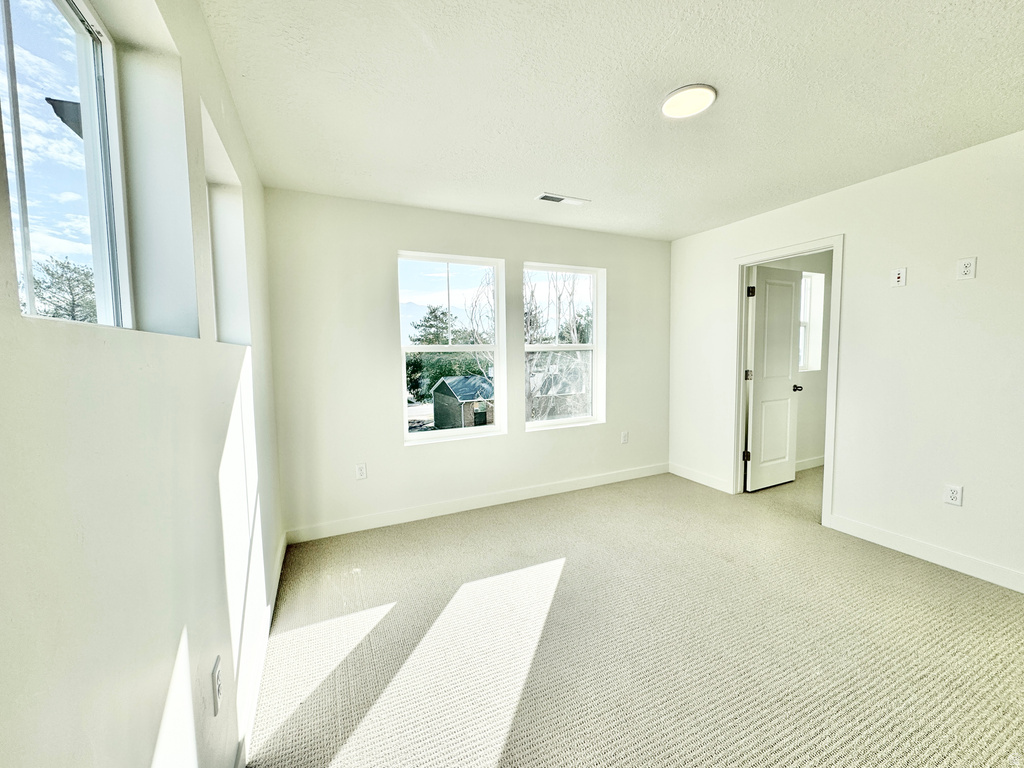 1678 N 1600 W Layton, UT 84041