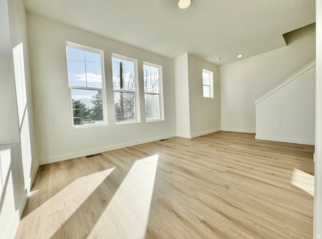 1678 N 1600 W Layton, UT 84041