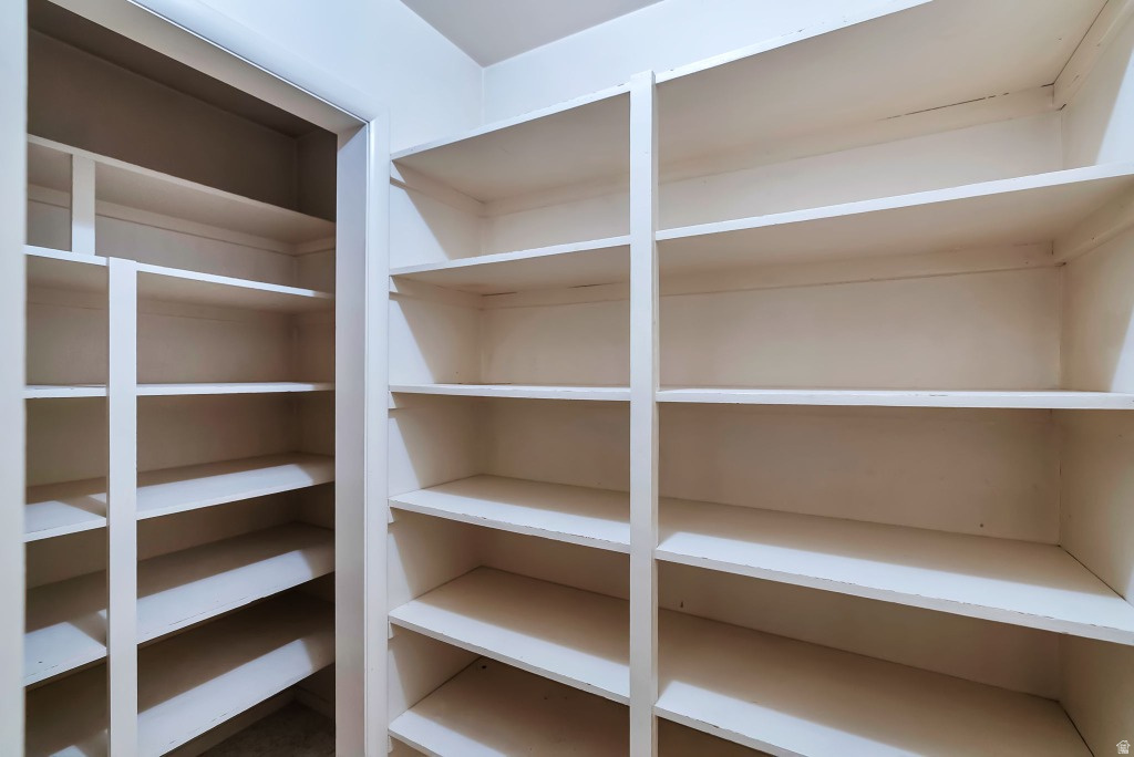 3855 W 2600 N Plain City, UT 84404