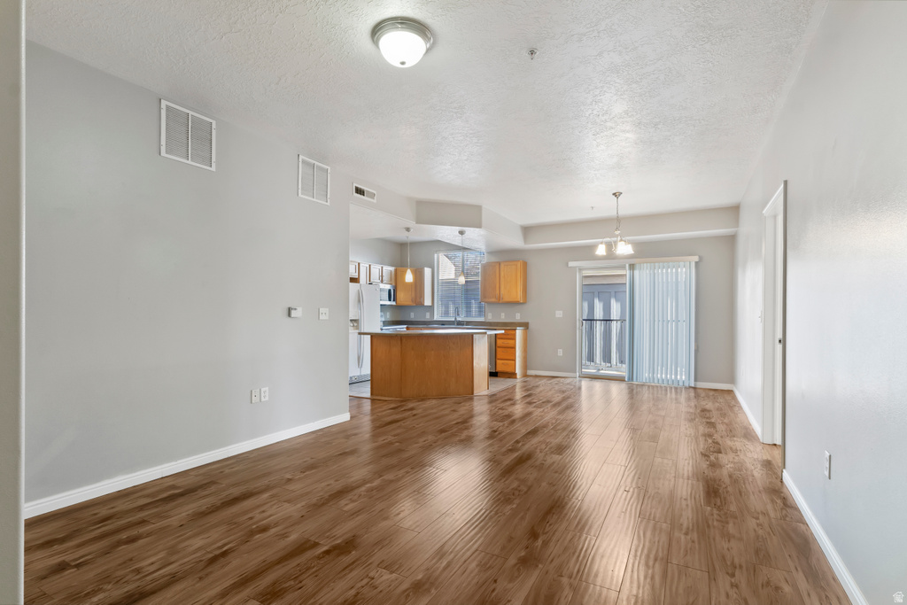 170 W ALBION VILLAGE WAY #202 Sandy, UT 84070