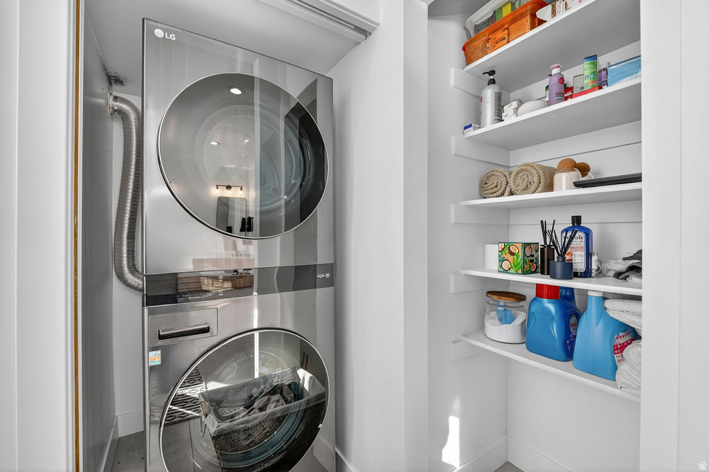 3069 E LAKESIDE DR Eagle Mountain, UT 84005