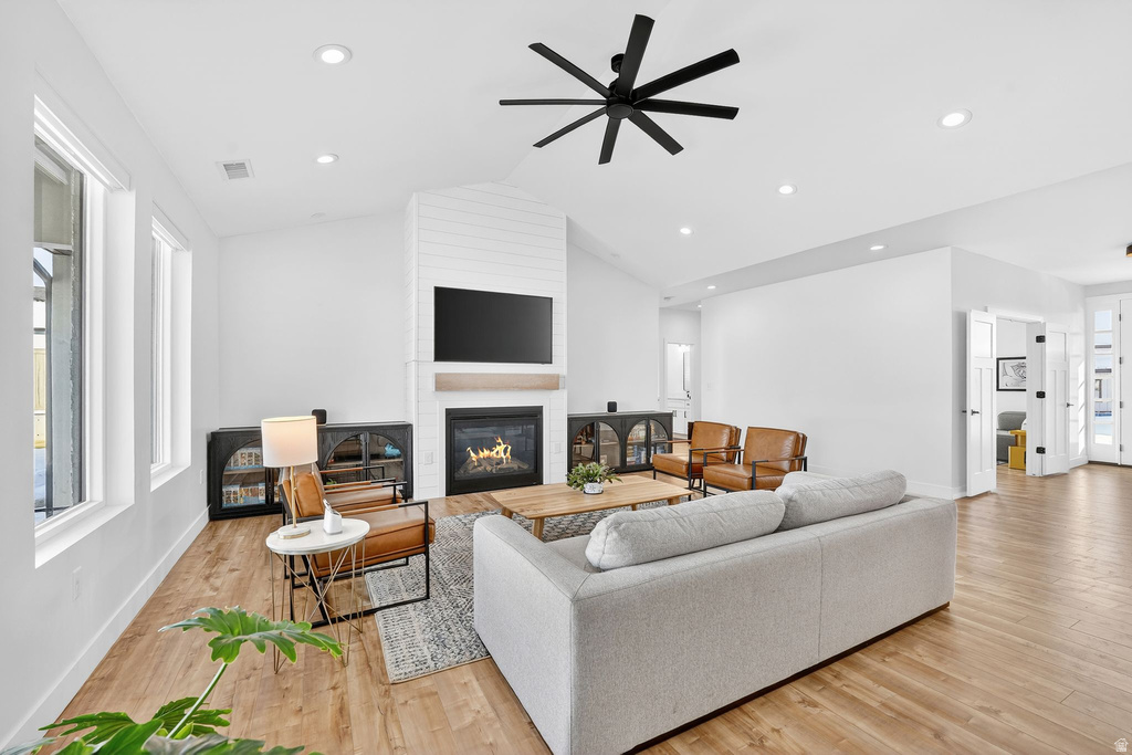 3069 E LAKESIDE DR Eagle Mountain, UT 84005