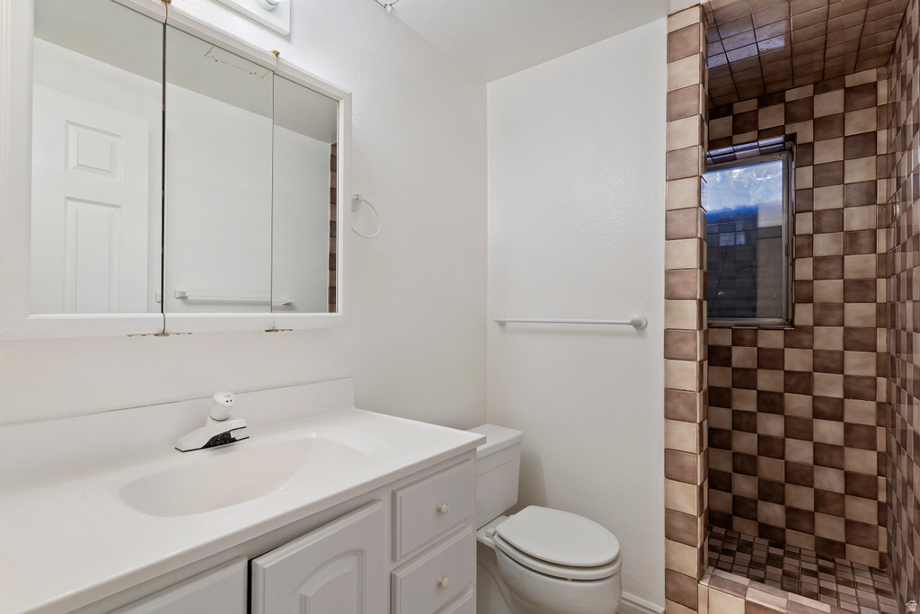 2466 S WOODLAND DR Uintah, UT 84403