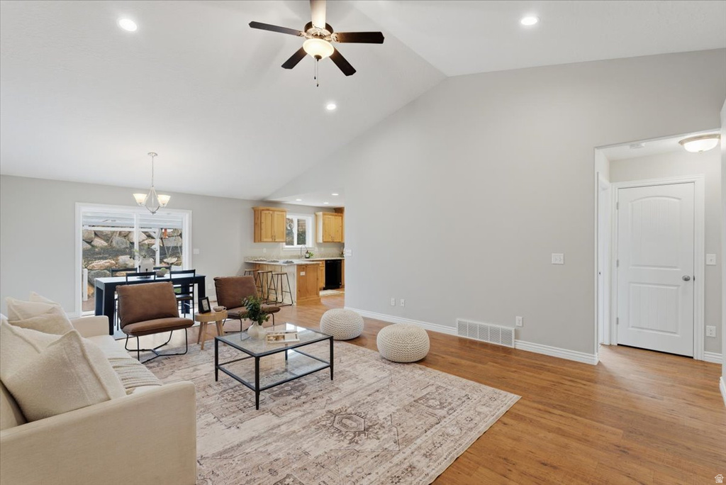 4732 S WEST PARK DR Roy, UT 84067