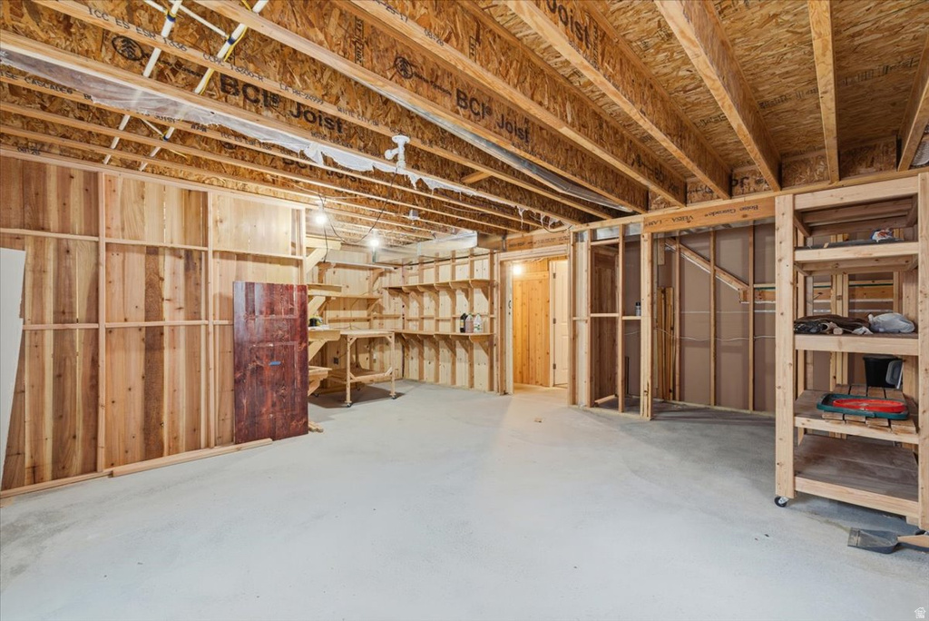 4732 S WEST PARK DR Roy, UT 84067