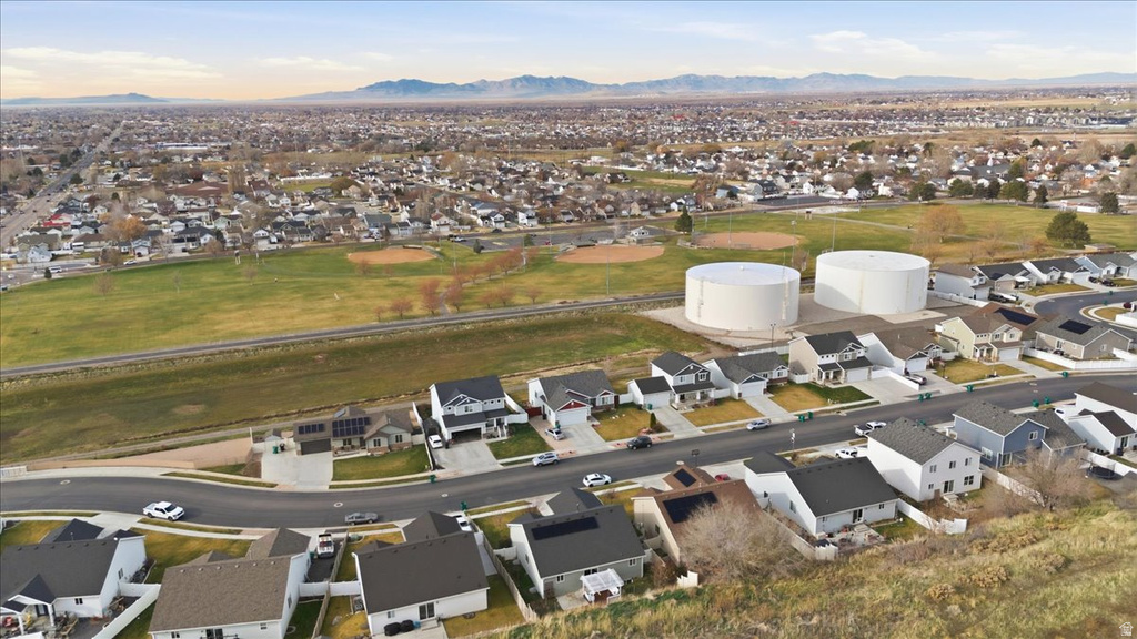 4732 S WEST PARK DR Roy, UT 84067