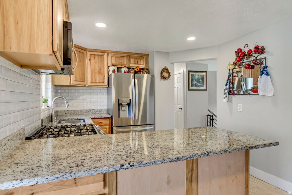 3914 S MANHATTEN DR West Valley City, UT 84120