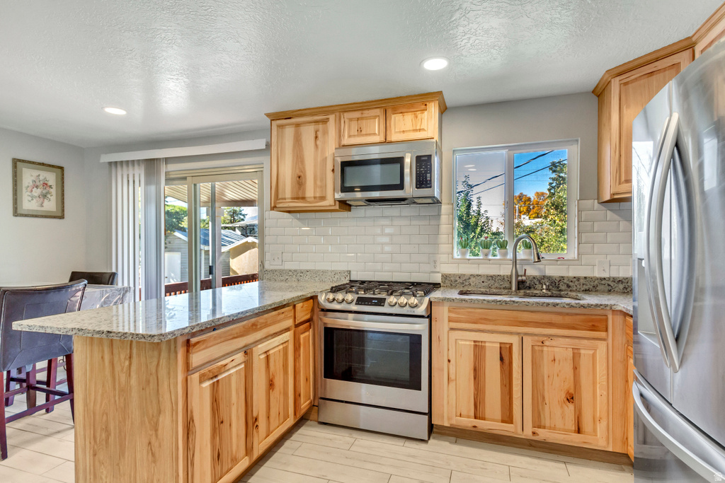 3914 S MANHATTEN DR West Valley City, UT 84120