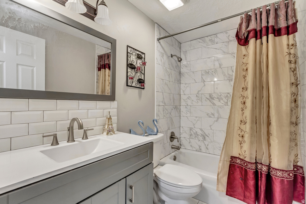 3914 S MANHATTEN DR West Valley City, UT 84120