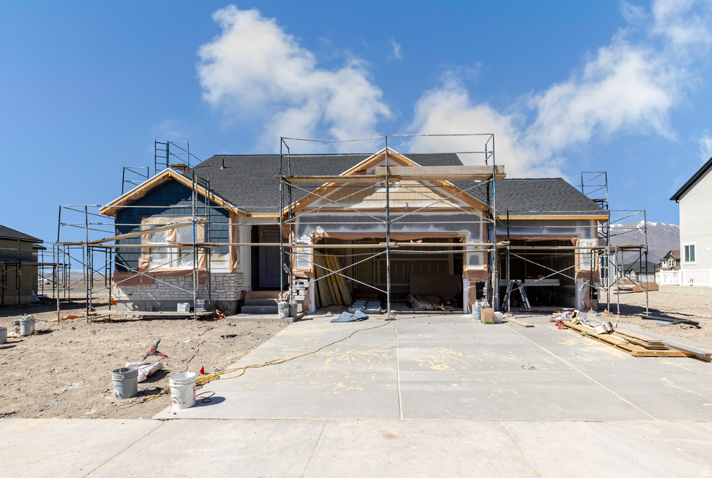 4421 N DWARVEN DR #123 Eagle Mountain, UT 84005