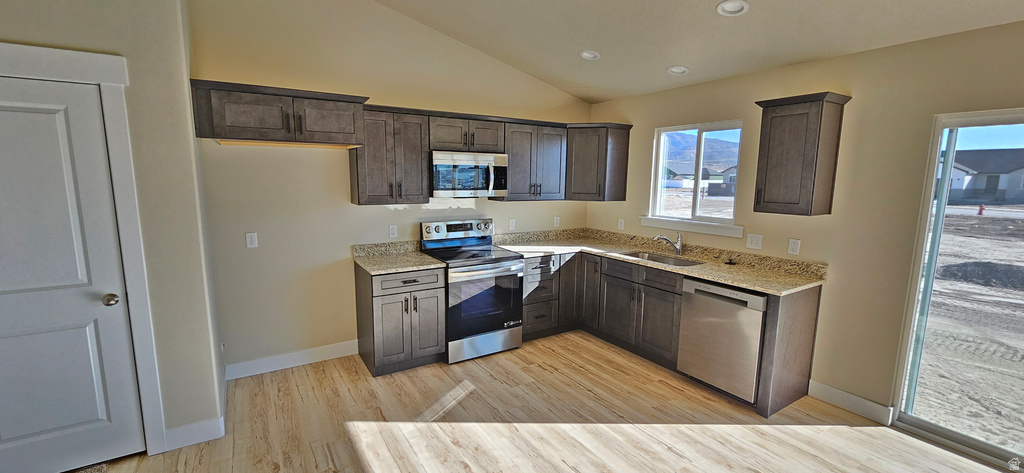 2322 E YELLOW BLOSSOM ST #480 Eagle Mountain, UT 84005