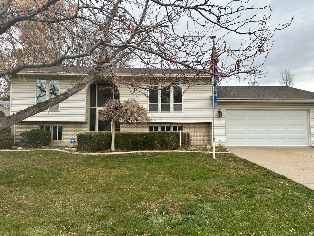 3700 S RIVER VALLEY DR Riverdale, UT 84405