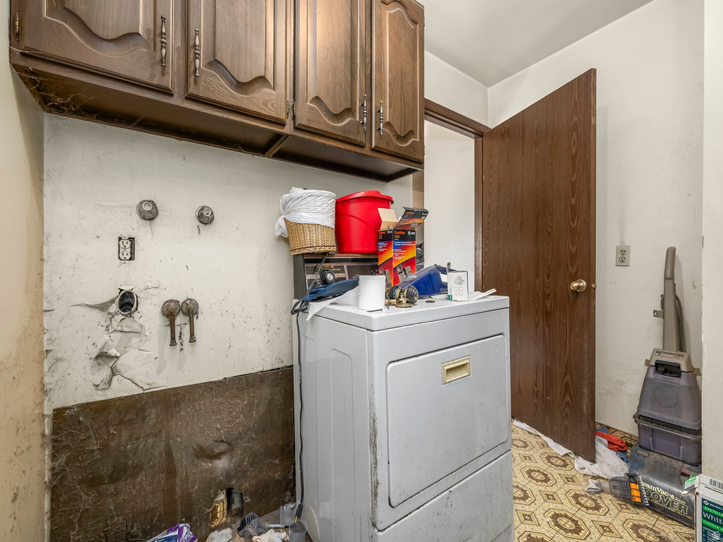 5071 S CLOVER CREST DR Murray, UT 84123