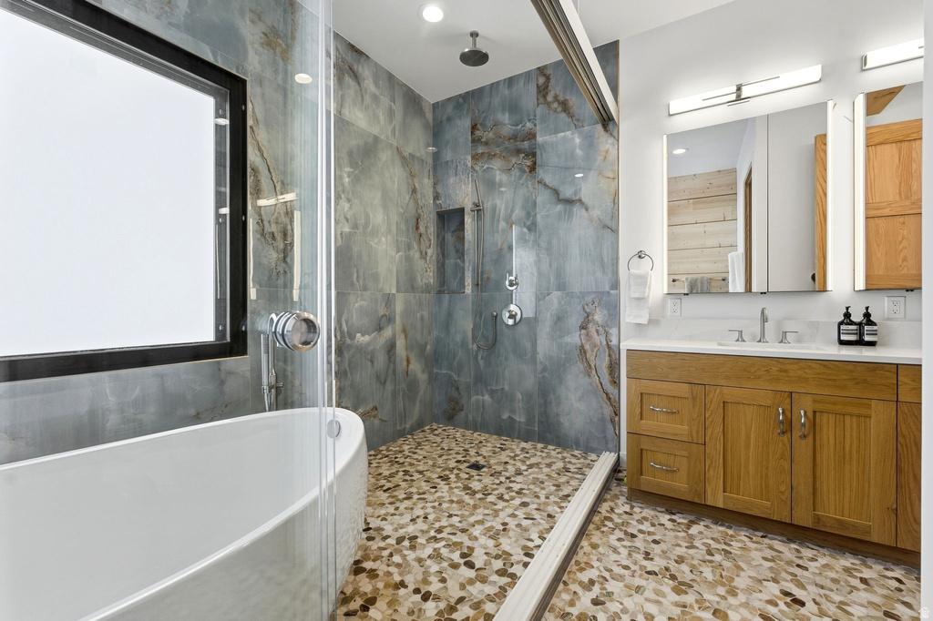 8526 E OVERLOOK DR Eden, UT 84310