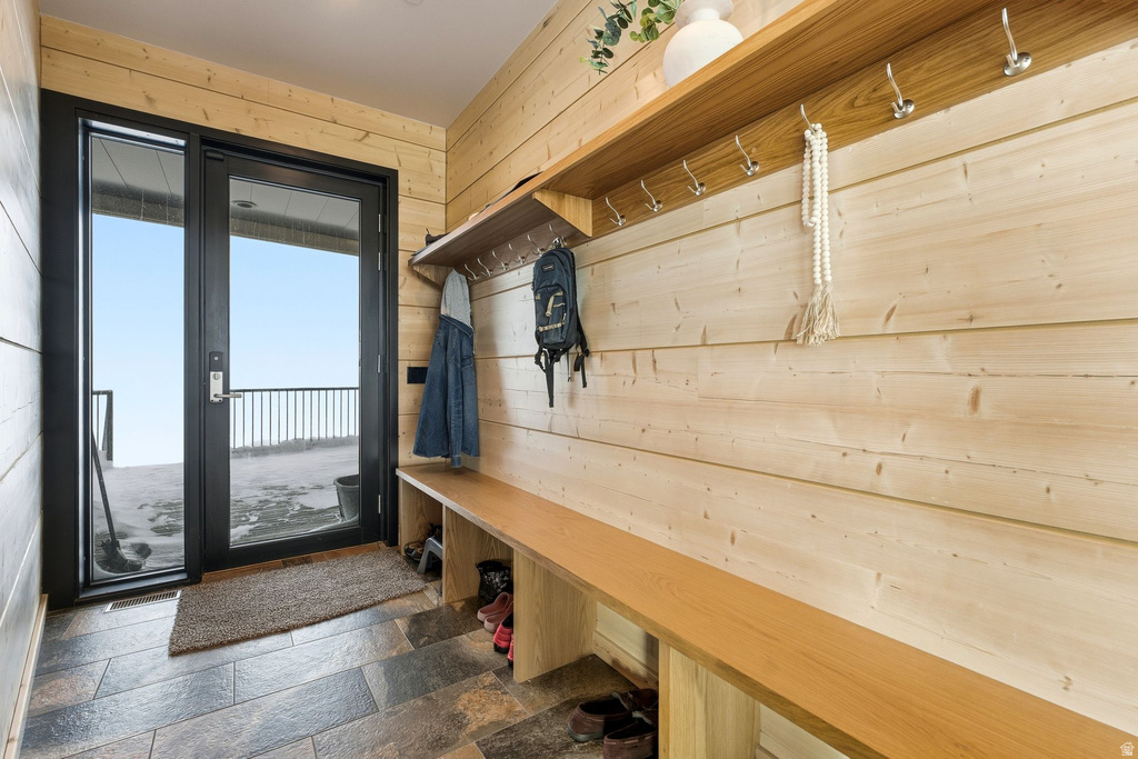 8526 E OVERLOOK DR Eden, UT 84310