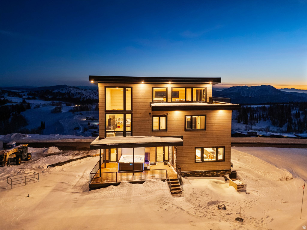 8526 E OVERLOOK DR Eden, UT 84310