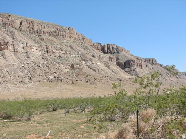 3403  HURRICANE FI Hurricane, UT 84737