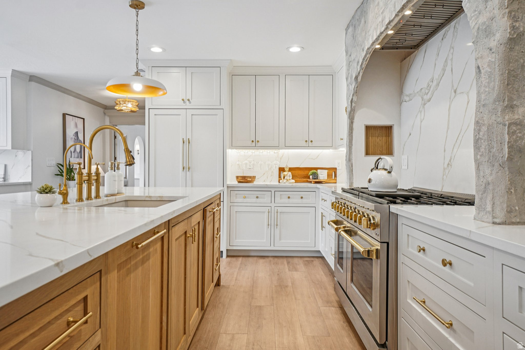 1475 E LAKEWOOD DR Holladay, UT 84117