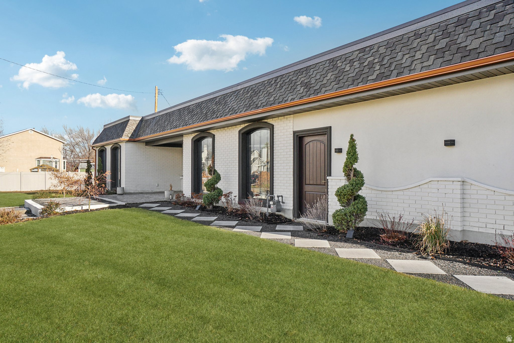 1475 E LAKEWOOD DR Holladay, UT 84117