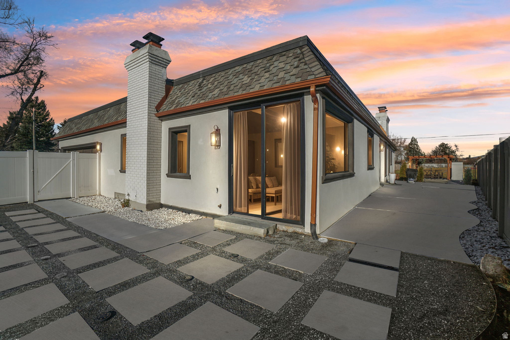 1475 E LAKEWOOD DR Holladay, UT 84117