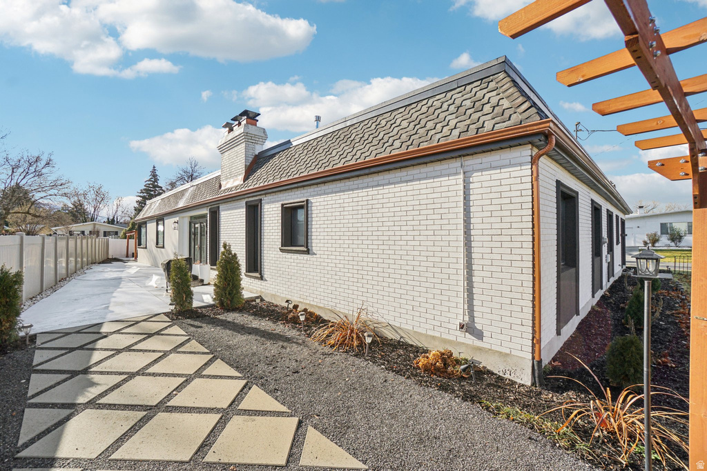 1475 E LAKEWOOD DR Holladay, UT 84117