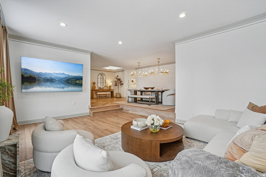 1475 E LAKEWOOD DR Holladay, UT 84117