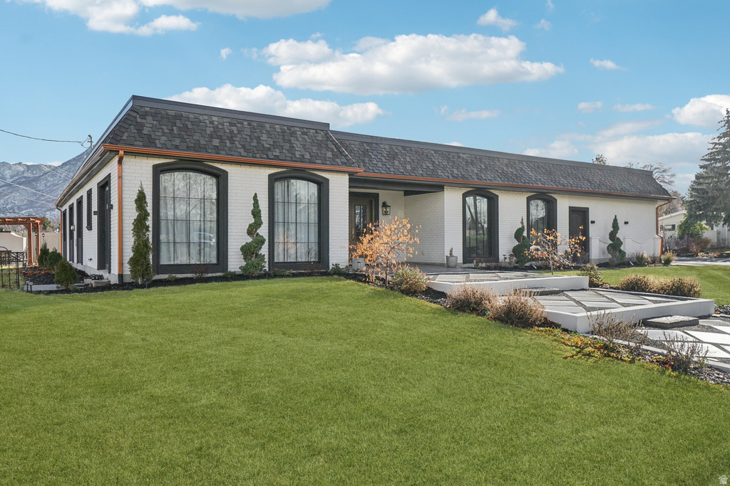 1475 E LAKEWOOD DR Holladay, UT 84117