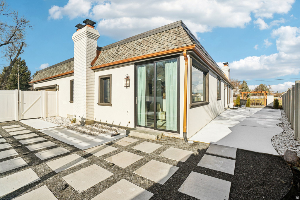 1475 E LAKEWOOD DR Holladay, UT 84117