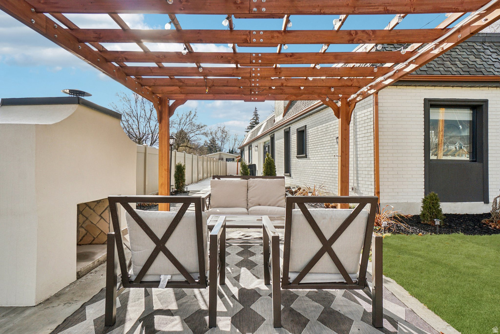 1475 E LAKEWOOD DR Holladay, UT 84117