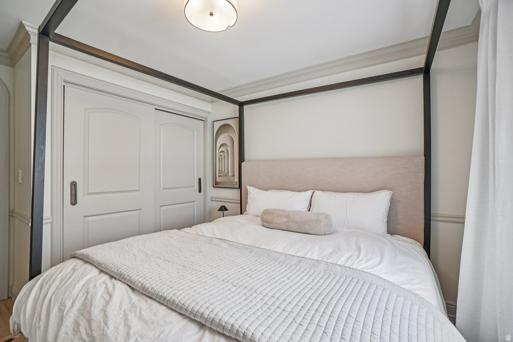 1475 E LAKEWOOD DR Holladay, UT 84117