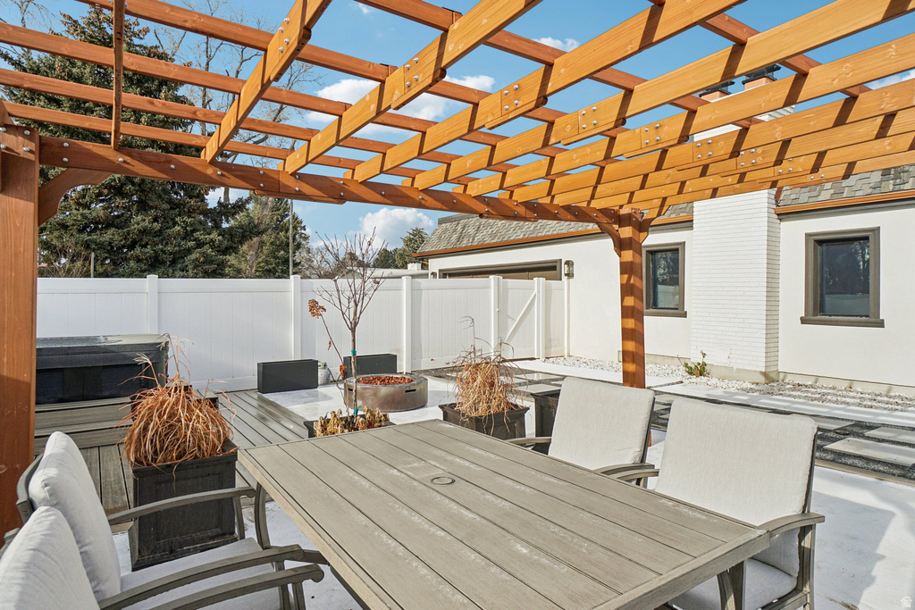 1475 E LAKEWOOD DR Holladay, UT 84117