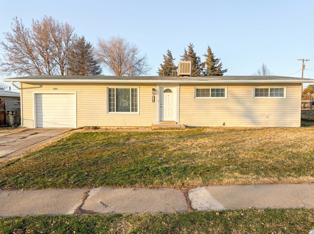 296 W 1550 N Sunset, UT 84015