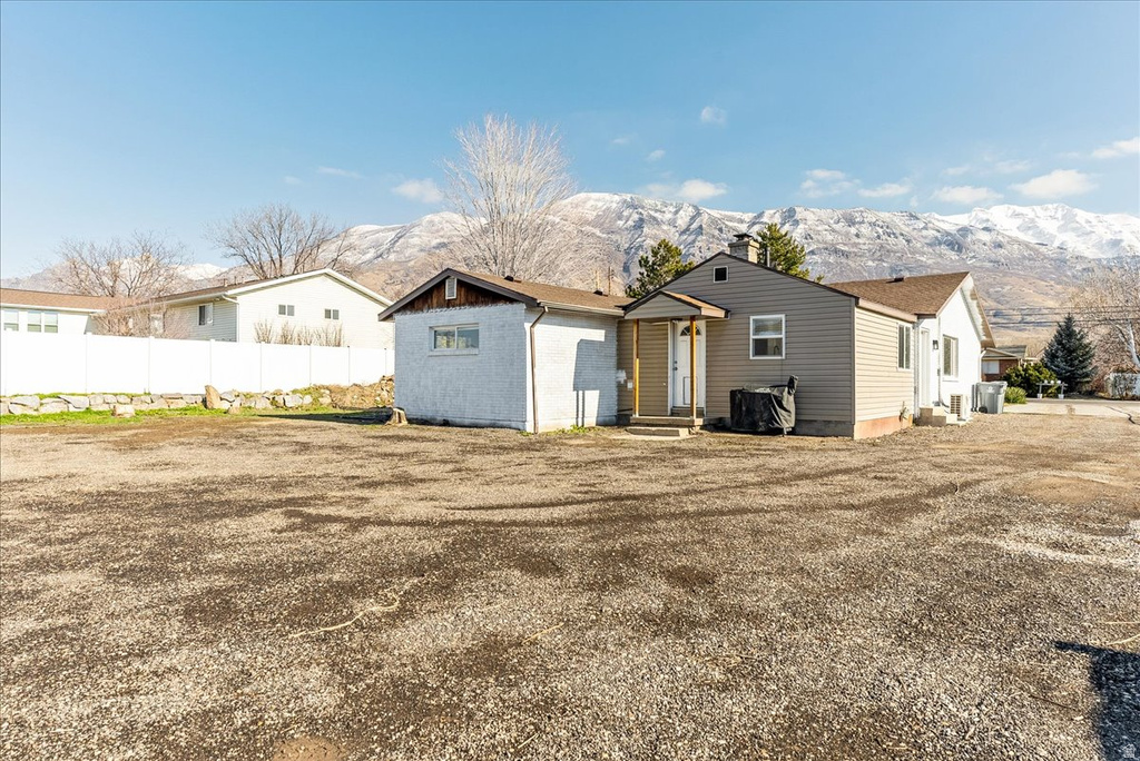 1977 N 1300 W Pleasant Grove, UT 84062